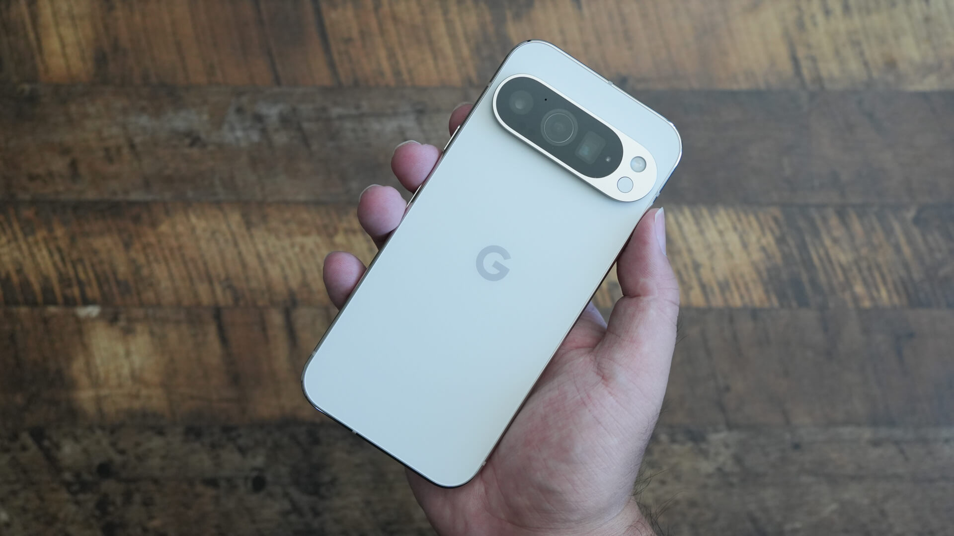 不思議な存在。なぜかPixel 9 Proだけは深刻な不具合が多い