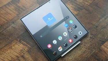 Appleの恩恵。Galaxy Z Fold8で折目がさらに目立たなくなる