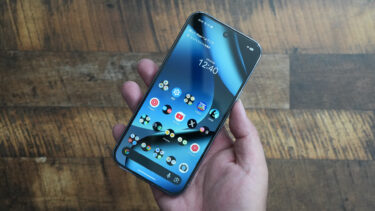 パフォーマンスの低さだけじゃない。iPhoneユーザーがPixel 10に買い替えない理由